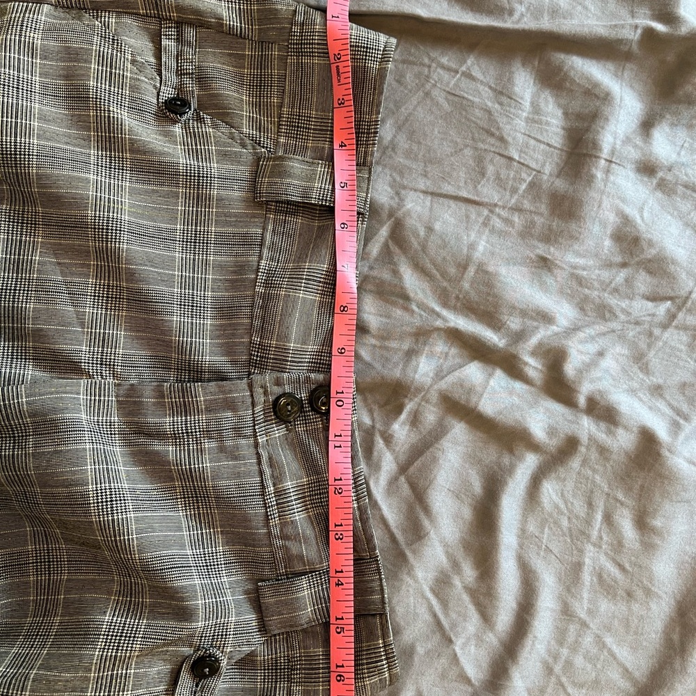 Rampage Plaid Capris - black and White